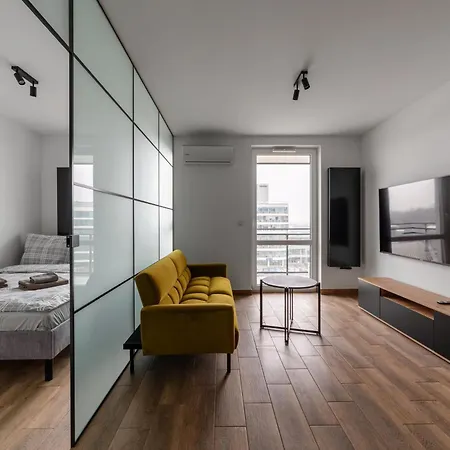 Nowy Komfortowy Apartament Warszawa Wiktoryn 6A, Tv Smart, 72