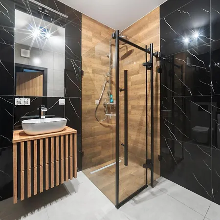 Nowy Komfortowy Apartament Warszawa Wiktoryn 6A, Tv Smart, 72